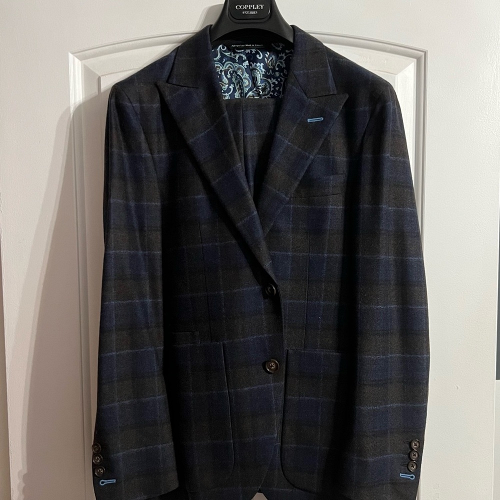 Coppley 34s Soft shoulder suit